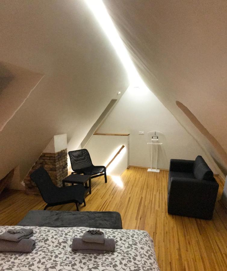 Doma Square Penthouse, In The Heart Of Old Town Lägenhet Riga Exteriör bild
